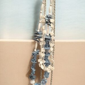 Elegant Blue and White Beaded Necklace Set "Denymme,"